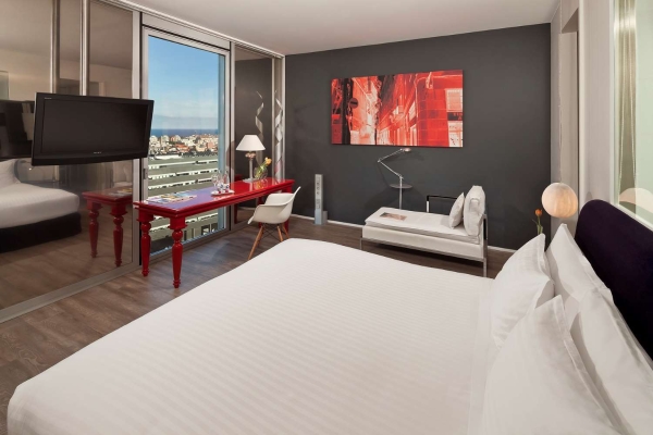 Hotel Meliá Barcelona Sky (Barcelona - Eixample)